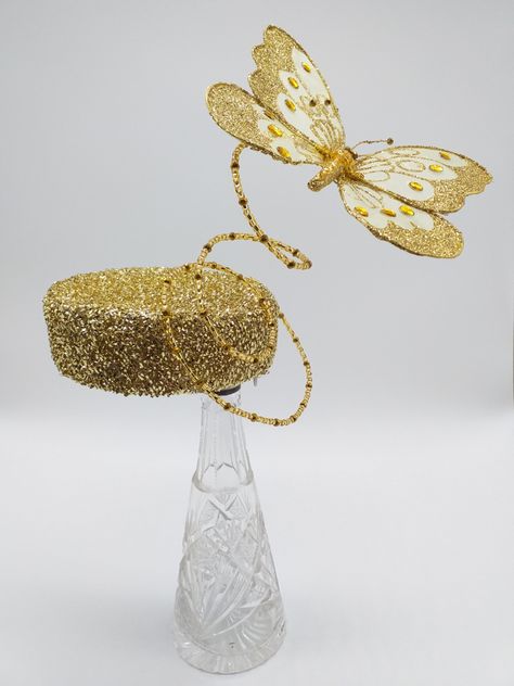 Gold glitter pill box fascinator and gold butterfly on a beaded wire spiral Fascinator Ideas, Glitter Pills, Pillbox Fascinator, Gold Veil, Wire Spiral, Diy Butterfly, Millinery Hats, Gold Butterfly, Fast Fashion