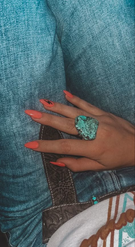 Koe Wetzel Inspired Nails, Western Color Nails, Western Nails Orange And Teal, Western Punchy Nail Ideas, Western Nails Punchy, Western Mail Designs, Western Acrylic Nail Ideas, Stage Coach Nails, Dark Western Nails