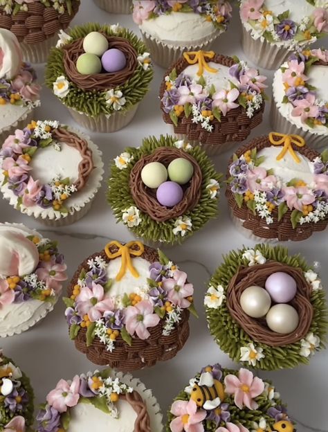 Spring Cupcakes, Decorated Cupcakes, Easter Snacks, Easter Sweets, Cupcake Cake Designs, Floral Cupcakes, Easter Baking, Cupcake Designs, Cake Decorating Designs