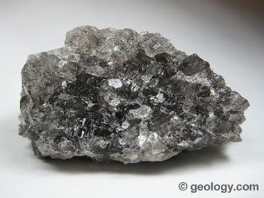 Rock Salt Halite Sedimentary Rocks Pictures, Red Streaks, Rock Types, Crystal System, Metamorphic Rocks, Sedimentary Rocks, Pretty Rocks, Rock Salt, Diamond Quartz