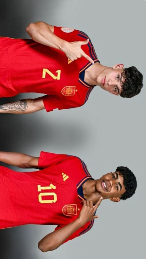 Hector Fort And Lamine Yamal, World Best Football Player, Hector Fort, Cr7 Jr, Cristiano Ronaldo Junior, Ronaldo Junior, Barcelona Players, Cute Football Players, Football Boyfriend