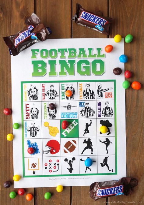 Free Printable Football Bingo #football #freeprintable #freebies #printables #superbowl #gameday Tailgate Activities, Homegating Party, Football Bingo, Football Party Games, Fun Thanksgiving Games, Activity List, Peanut Chocolate, Football Crafts, Homecoming Week