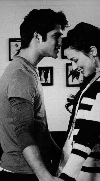 Alisson Teen Wolf, Teen Wolf Allison, Teen Wolf Werewolf, Teen Wolf Boy, Teen Wolf Scott, Teen Wolf Ships, Best Tv Couples, Teen Wolf Quotes, Teen Wolf Mtv