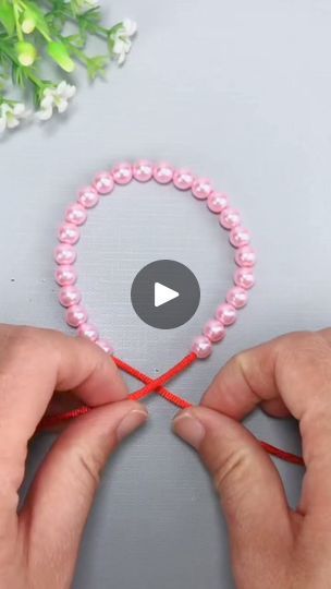 Diy Ink, Bracelet Knot, Jewelry Knots, Bracelet Knots, Rope Crafts, Friendship Love, Macrame Bracelet, Craft Tutorial, Cord Bracelets