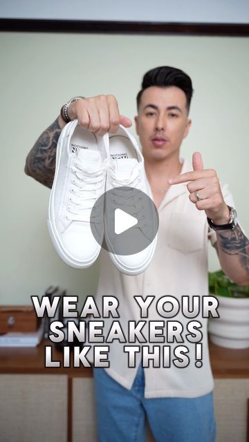 Blake Scott Silva on Instagram: "How to lace your shoes for a clean look.   I like to wear most of my white shoes like this. Hiding laces provides a much cleaner aesthetic, and looks more put together over all. It’s especially important if you dress up your white sneaks. Give it a try.   #shoelaces #shoelacestyle #lace #mensfashion #whiteshoes" How To Lace Sneakers Style, Cute Ways To Lace Shoes, Shoe Lace Ideas, Shoes Laces Style, Shoe Lace Hacks, Lace Your Shoes, Cleaner Aesthetic, How To Tie Laces, Blake Scott