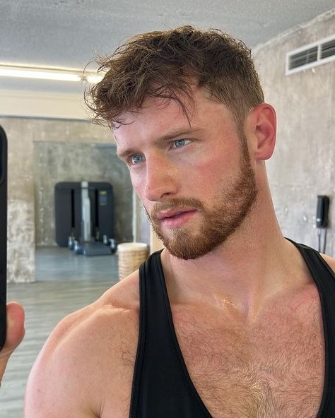 Lachlan McLean (@lachy_mclean) • Instagram photos and videos Ginger Hair Men, Dark Haired Men, Goatee Beard, Stubble Beard, John Tucker, Men's Facial Hair, Mens Facial Hair Styles, Red Beard, Scruffy Men