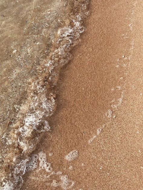 Neutral And Gold Aesthetic, Sandy Beige Aesthetic, Sea Brown Aesthetic, Brown Sea Aesthetic, Beach Beige Aesthetic, Gold Homescreen Aesthetic, Beige Sea Aesthetic, Beige Ocean Aesthetic, Asthetic Picture Beige