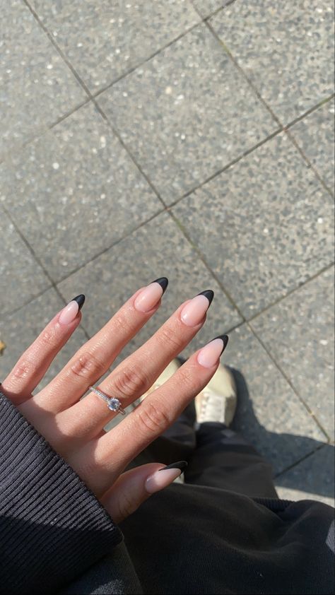 Stilleto Nails Black Tip, Classic Black Nails Classy, Nail Designs To Match Black Dress, Black French Tip Matte, Very Short Almond Nails Black, Bridal Nails Black, Black Nails For Graduation, Nails W Black Dress, Nails Matching Black Dress