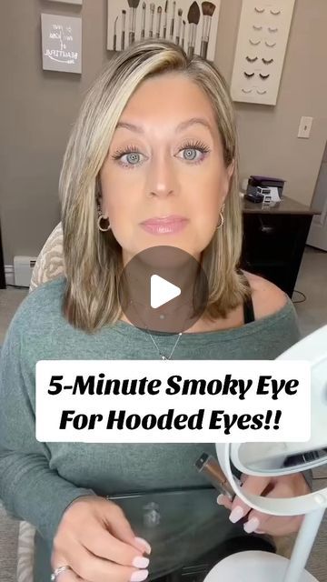 Jamie O'Donnell on Instagram: "5-Minute Smoky Eye For Mature or Hooded Eyes!! Say SM101 for info & a FREE MASCARA!! 🎁
•
•
•
#over40 #over50 
#makeuptrends #makeuptips  #makeup #makeuptutorial #matureskin #over50makeup #matureskinmakeup #beginnermakeup #hoodedeyes #smoky #smokyeye #hoodedeyesmakeup #eyeshadowtutorial #easymakeup #eyeshadow" Smoky Eyeshadow Tutorial Hooded Eyes, Hooded Eye Smokey Eye, Small Hooded Eye Makeup, Smoky Eyeshadow Tutorial, Smoky Eyeshadow, Makeup Tricks, Hooded Eyes, Makeup For Beginners, O Donnell