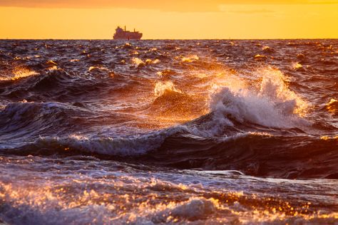 https://flic.kr/p/LJosr6 | Golden Hour Time Golden Hour Wallpaper, Golden Hour Time, Golden Time, Golden Beach, Calming Colors, Laptop Wallpaper, Beach Aesthetic, Ipad Wallpaper, Golden Hour