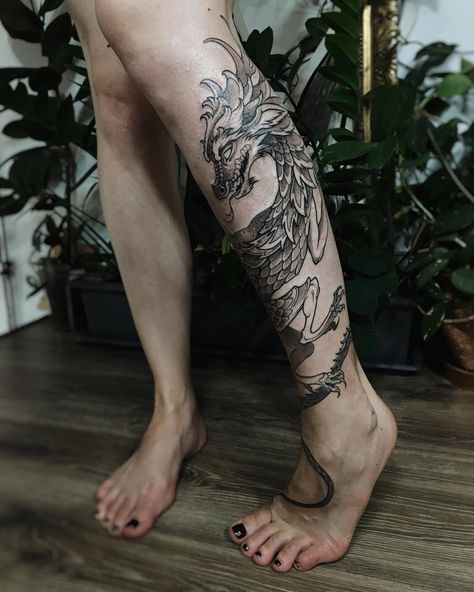 nice dragon tattoo on leg Dragon Tattoo Calf, Dragon Tattoo Wrapped Around Arm, Dragon Tattoo Leg, Dragon Thigh Tattoo, Tattoo Calf, Calf Tattoos For Women, Tattoo Pierna, Lower Leg Tattoos, Wrap Around Tattoo