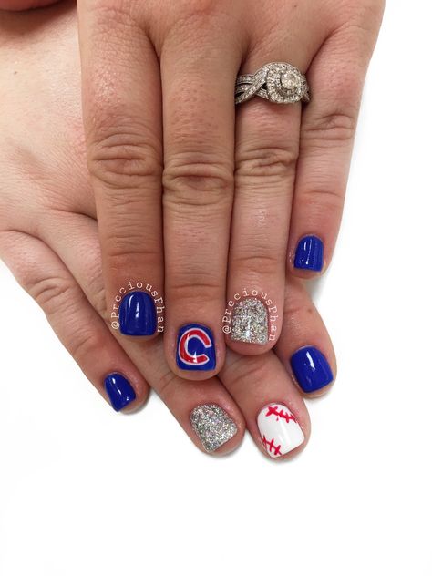 Chicago. Cubs. Baseball nails. #PreciousPhan Cubs Nails Baseball, Chicago Cubs Nails Designs, Cubs Nails Designs, Chicago Cubs Nails, Fusion Nails, Chicago Bears Nails, Marathon Nails, Chicago Nails, Cubs Nails