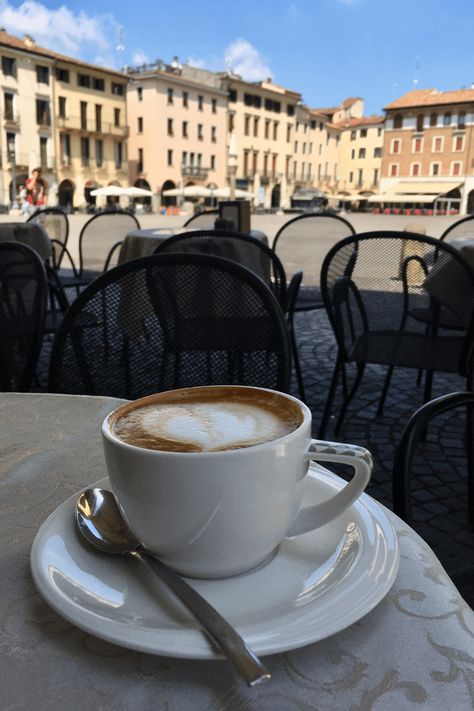 Italy Coffee Aesthetic, Italian Coffee Aesthetic, Coffee In Italy, Italian Coffee Shop, Caffe Macchiato, Italian Sayings, Coffee Place, Italy Coffee, Coffee Aesthetics