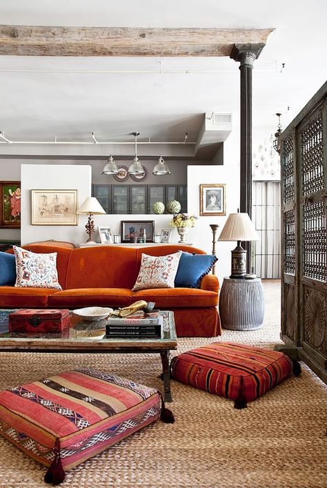 TriBeCa loft showcases an eclectic mix of styles Orange Sofa, Boho Chic Living Room, New York Loft, Stil Boho, Design Blogs, Eclectic Living Room, Chic Living Room, Bohemian Living Room, Chic Living