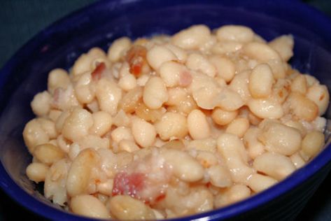 White Baked Beans, Baked White Beans Recipe, Maple Baked Beans Recipe, Maple Beans, Baked Beans From Scratch, Maple Baked Beans, Dry Beans Recipe, Baked Beans Recipe, Baked Bean Recipes