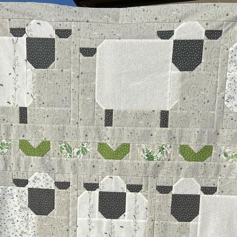 Hexagon Sheep Quilt, Sheep Quilt Block Pattern Free, Sheep Quilt Block Pattern, Sheep Quilt Patterns Free, Sheep Quilt Pattern, Sheep Quilt Block, Lamb Quilt, Lamb Applique, Sheep Quilt