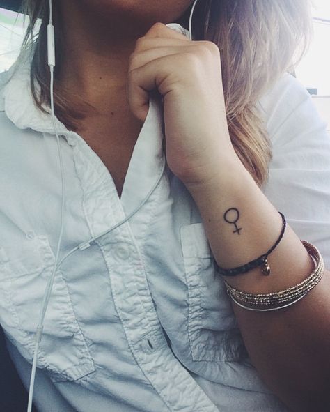 Female Empowerment Tattoo, Feminism Tattoo, Empowerment Tattoo, Venus Tattoo, Small Foot Tattoos, Feminist Tattoo, Girl Neck Tattoos, Chic Tattoo, Taurus Tattoos