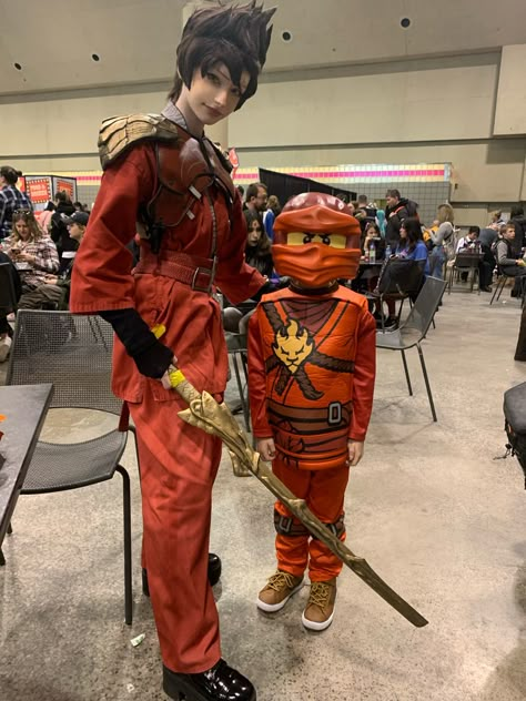 Ninjago Human Version, Lego Ninjago Cosplay, Diy Ninjago Costume, Ninjago Halloween, Ninjago Cosplay, Kai Ninjago Fanart, Ninjago Costume, Ninja Funny, Head Memes