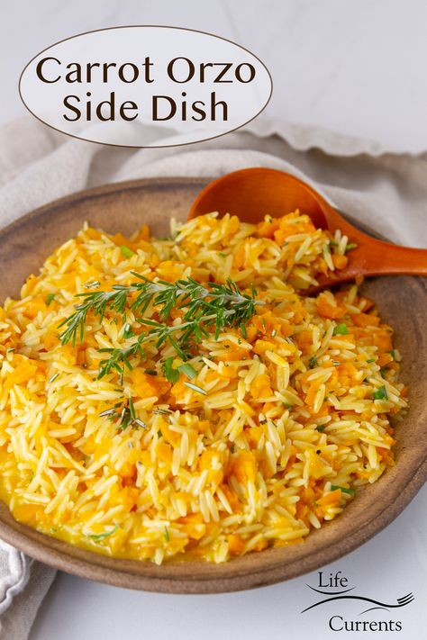 This simple make ahead vegetarian Cheesy One Pot Carrot Orzo Side Dish recipe will easily become one of your favorite healthy side dishes. Carrot Orzo Recipe, Orzo Side Dish, Shredded Carrot Recipe, Orzo Side, Orzo Recipes Side, Autumn Recipes Vegetarian, Vegetarian Comfort Food, Orzo Recipes, Vegetable Side