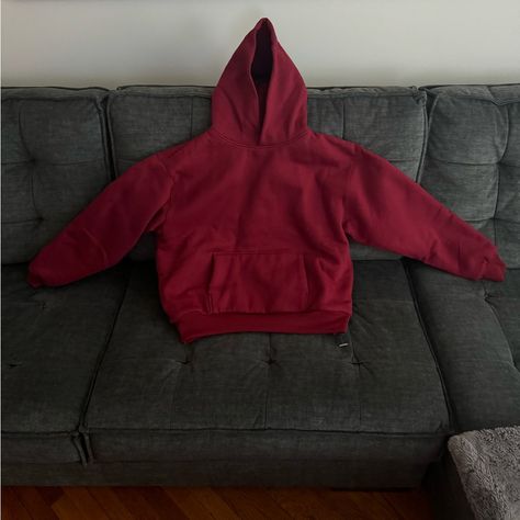 This Is The Highest / Heaviest Quality Cut And Sew Hoodie On The Market, And It Is Ready To Be Worn As An "Everyday Hoodie". Hoodie Has Drawstrings On Side As Show In Pic To Pinch In Waist. Color Is Wine Berry And It Is True To Size. Brand New! Swiss Gear Backpack, Florida Gators Hoodie, Sew Hoodie, Maroon Hoodie, Baggy Hoodie, Full Body Suit, Vintage Headbands, Pajama Bottoms, Scrub Pants