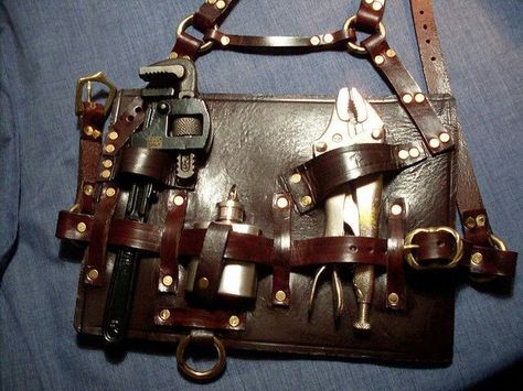 Steampunk tool bag Steampunk Tools, Steampunk Photoshoot, Steampunk Engineer, Mechanics Aesthetic, Steampunk Mechanic, Steampunk Gadgets, Steampunk Cosplay, Steampunk Diy, Steampunk Accessories