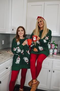 Fun Teacher Outfits, Ugly Christmas Sweater Outfit, Cozy Christmas Outfit, Christmas Sweater Outfits, December Outfits, Christmas Outfit Ideas, Christmas Fits, Cute Christmas Outfits, Trendy Christmas Outfits