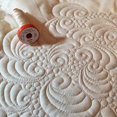 Long Arm Quilting Patterns, Feather Quilt, Free Motion Designs, Free Motion Quilting Patterns, Machine Quilting Patterns, Freemotion Quilting, Whole Cloth Quilts, Longarm Quilting Designs, Quilting Stencils