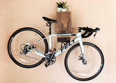 DIY Wall Mounted Bike Rack Rack Velo, Diy Bike Rack, Wall Mount Bike Rack, Road Bike Accessories, Bike Rack Wall, Bike Wall Mount, Classic Road Bike, Bike Storage Rack, Road Bike Vintage