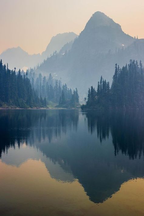 Upper Lena Lake during the wildfires this summer Olympic NP [OC] [3005x4507] Yosemite Camping, Simple Photo, Take Better Photos, Tumblr Photography, Photography Skills, Go Camping, Landscape Photographers, Amazing Nature, Blog Photography