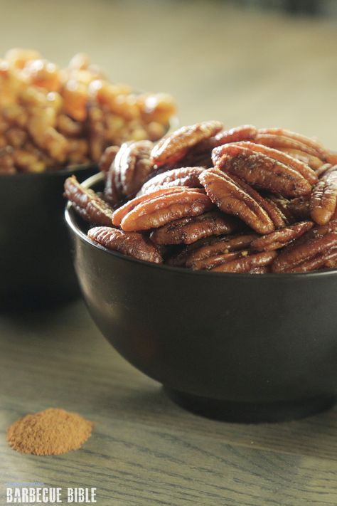 Smoked Pecans Recipe - This simple sweet-salty appetizer features pecans smoked with cumin, cinnamon, and paprika. #appetizer #snack #pecans #nuts #smoked #smoking #bbq #barbecue Smoked Pecans In Smoker, Smoked Nuts In Smoker, Smoked Pecans, Kamado Grill Recipes, Halloween Bonfire, Smoked Chicken Recipes, Outdoor Smoker, Pellet Smoker, Smoked Food