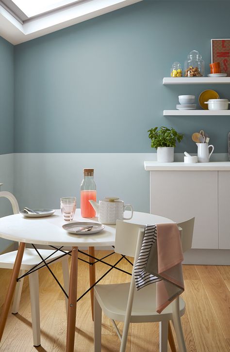 Can't decide on the perfect shade for your kitchen wall? Why not pick 2 colours to go together? Here we have Marble Top and Soft Duck Egg. Duck Egg Kitchen, Duck Egg Blue Living Room, Egg Blue Kitchen, Duck Egg Blue Kitchen, Lemon Squash, Kitchen Feature Wall, Matt Kitchen, Best Kitchen Colors, Paint For Kitchen Walls