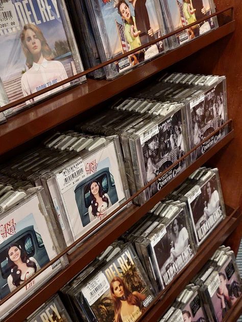 📍El Ateneo Grand Splendid, Bs As Ateneo Grand Splendid, El Ateneo, Lana Del Rey Vinyl, Vinyl Cd, Lana Del Ray, Italian Charm Bracelet, Lana Del Rey, Fangirl, Cd