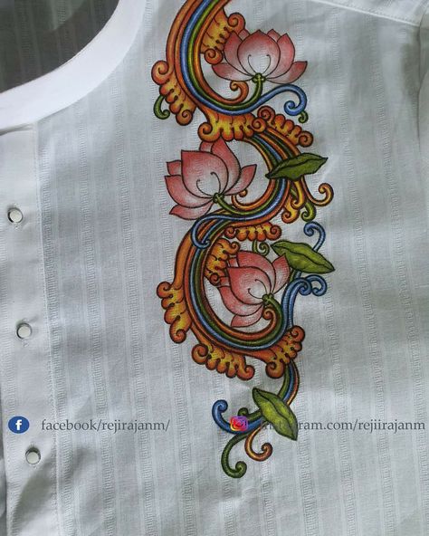 Fabric Painting Pictures, Kerala Mural Painting On Fabric, Kalamkari Painting On Fabric, Saree Mural Painting Designs, Kerala Mural Art Design, Mural Painting Kerala Saree, Mural Painting On Dress, Painted Blouse Designs, Fabric Colour Painting