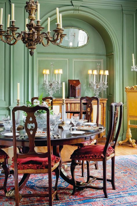 Georgian Interiors, Green Dining Room, Traditional Dining, Beautiful Dining Rooms, Green Walls, Elegant Dining Room, The Dining Room, Green Rooms, Deco Table