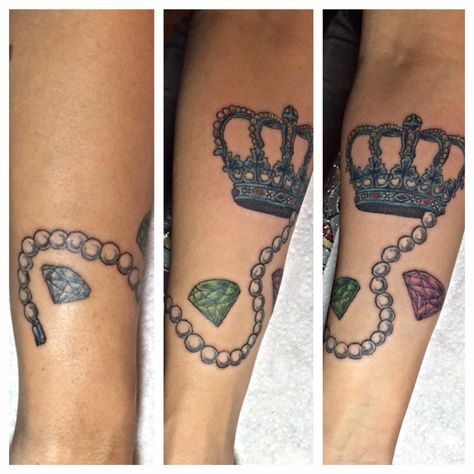 My first tattoo I love it!!! Im the crown the mother pearl is wrapping around my kids which are the diamonds and color of there birth stone. Diamonds And Pearls Tattoo Ideas, Pearls Tattoo, Green Tattoo, Green Tattoos, Diamonds And Pearls, First Tattoo, Mother Pearl, The Crown, I Love It