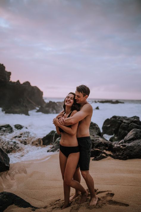 MAUI HAWAII DESTINATION ENGAGEMENT PHOTOGRAPHER Big Island Wedding, Waimea Bay, Hawaii Destinations, Hawaii Destination Wedding, Couples Play, Female Celebrity Fashion, Destination Engagement, Oahu Wedding, Posing Inspiration