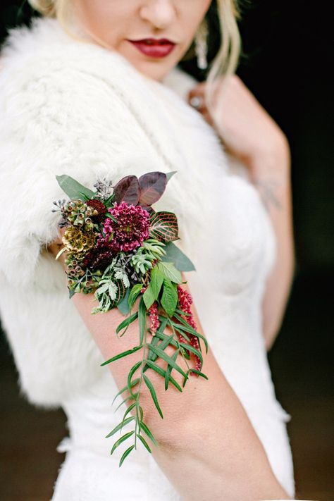 Fall Wedding Boutineers, Wedding Boutineers, Fall Wedding Burgundy, Boho Barn Wedding, Fall Inspired Wedding, Prom Flowers Corsage, Barn Wedding Dress, Silk Flower Crown, Homecoming Corsage