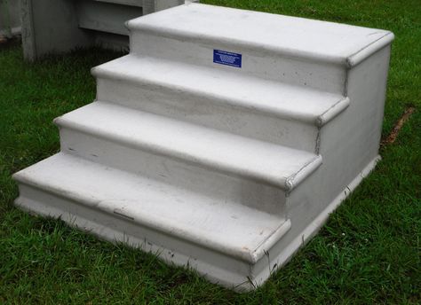 Cement Stairs Outside, Cement Stairs, Stair Moulding, Cement Steps, Aluminum Handrail, Patio Stairs, Patio Steps, Cement Blocks, Concrete Statues