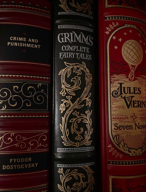 Reading Classics, Vintage Literature, Gryffindor Aesthetic, Crystal Room, Russian Literature, Horror Books, Literature Books, Dark Academia Aesthetic, Coffee And Books