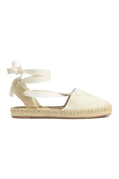 High Street Hits Lace Up Espadrilles Flats, Riviera Chic, White Flat Shoes, White Espadrilles, Lace Sandals, H&m Shoes, Lace Up Espadrilles, Sandals Flats, White Sandals