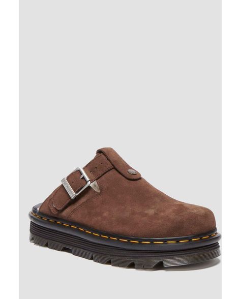 Dr. Martens Zebzag Suede Slingback Platform Mule Fall Fashion 2024 Shoes, Brown Clog Outfit, Zebzag Mule Styling, Chunky Brown Shoes, Doc Marten Mules Outfit, Doc Marten Carlson, Fall 2024 Shoes, Fall Shoes 2024, Women’s Shoes