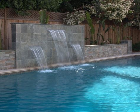 Pool fountain                                                                                                                                                                                 More Egyptian Tiles, Pool Retaining Wall, Swimming Pool Waterfall, Moderne Pools, Pool Wall, Pool Features, Pool Water Features, Swimming Pool Tiles, Swimming Pool Landscaping