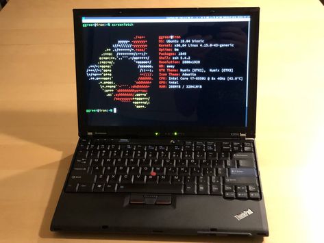 Thinkpad X210 Black Laptop Aesthetic, Thinkpad Aesthetic, Linux Laptop, Laptop Gadgets, Wifi Card, Computer Gadgets, Tech Aesthetic, Best Gaming Laptop, Hacker News