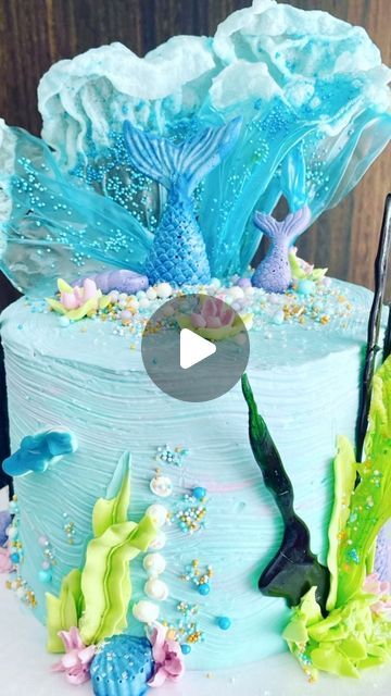 Wave Cake, Birthday Cake Tutorial, Vanilla Oreo, Little Mermaid Cakes, Mermaid Theme Birthday Party, Mermaid Birthday Cakes, Sea Cakes, Amazing Food Decoration, Beach Cakes