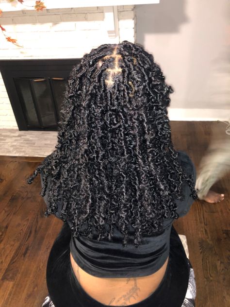 #butterflylocs Mid Back Butterfly Locs, Butterfly Locs, Locs, Backyard Landscaping, Landscaping, Crop Tops, Hair, Women's Top, Back Garden Landscaping