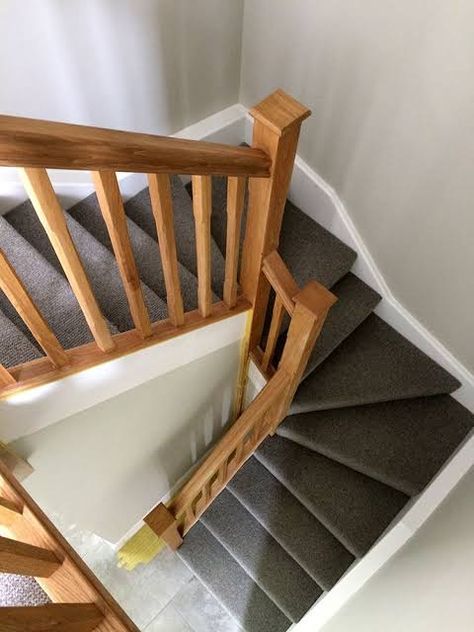 Double Winder Stairs, Return Staircase Ideas, Double Landing Staircase, Winder Staircase Ideas, Stair Winder Design, Winder Stairs Design, Staircase Balustrade Ideas, Double Winder Staircase, Return Staircase