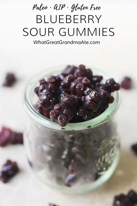 These AIP & Paleo Blueberry Sour Gummies are made with grass-fed gelatin, making them a healthy, gut-healing treat. You won't believe how easy they are to make! #aip #paleo #glutenfree #guthealth #gelatin #grassfed via @whatggmaate Sour Patch Candy, Healthy Meals Ideas, Paleo Candy, Aip Snack, Sour Gummies, Healthy Gummies, Grass Fed Gelatin, Gummies Recipe, Aip Paleo Recipes