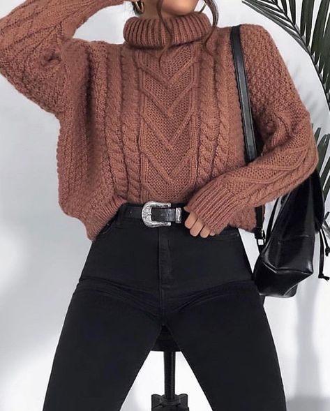 Athleisure Outfits, Brown Top, Winter Trends, Cute Fall Outfits, Photoshoot Outfits, Mode Inspo, Active Wear Outfits, 가을 패션, Outfits Casual