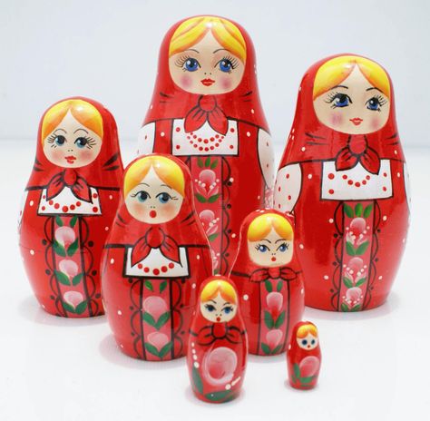 77-Russian Matryoshka-wooden doll Matryoshka Doll Art, Red Russian, Stacking Dolls, Babushka Dolls, Matryoshka Doll, Russian Nesting Dolls, Doll Painting, Troll Dolls, Russian Doll