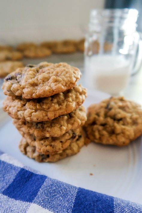 Gluten Free Oatmeal Raisin Cookies, Pizza Crust Recipe Easy, Gluten Free Pizza Crust Recipe, Bubble Up Pizza, Gluten Free Pizza Recipes, Gluten Free Strawberry Shortcake, Best Gluten Free Cookies, Thick Crust Pizza, Gluten Free Blueberry Muffins